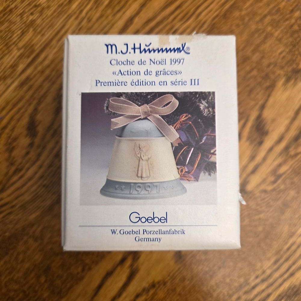 MJ Hummel Christmas Bell 1997 First Edition‎ Series III Goebel Porcelain Germany